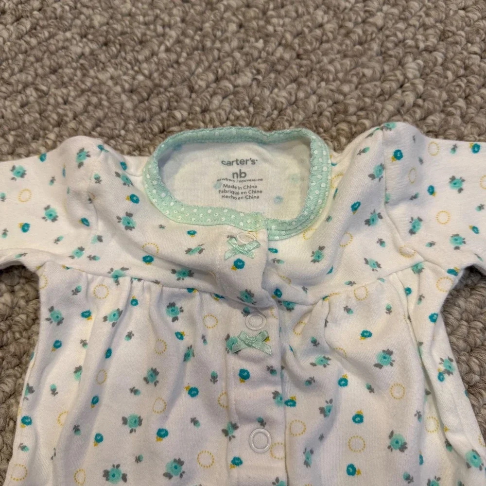 Carters Size Newborn Baby Girl Footed Sleep & Play Pajamas Floral‎ Print Green